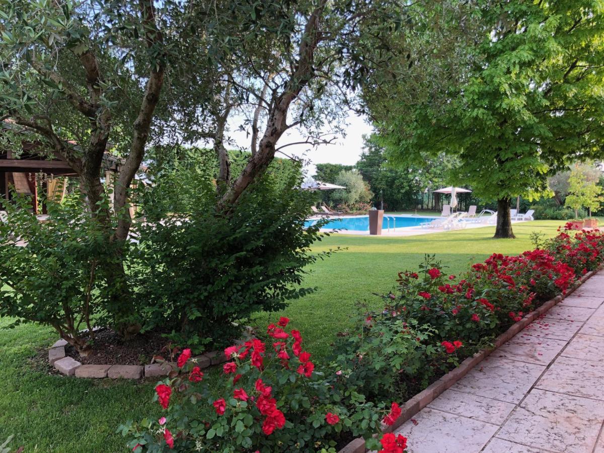 Relais Corte Bercelli Valeggio sul Mincio Exterior foto